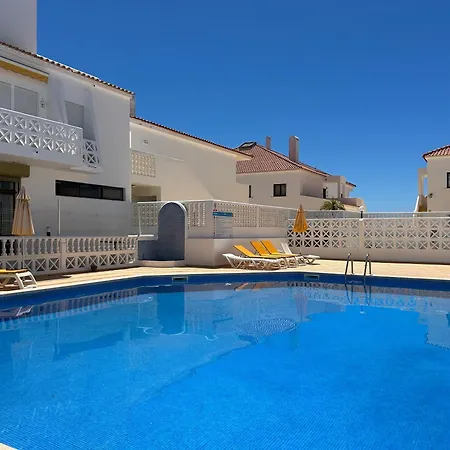 T1 Oura - 300m Da Apartman